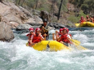  Discesa in rafting ad Ariege